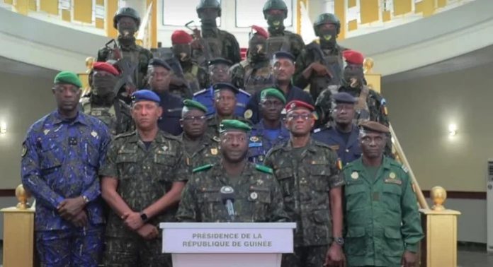 Guinée Conakry: La junte militaire dissout le gouvernement.