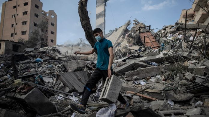 Combats entre Israël et le Hamas aux abords du plus grand hôpital de Gaza