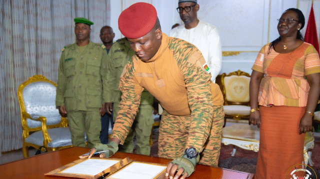 Burkina : prolongation d’un an de la mobilisation générale contre « le terrorisme »