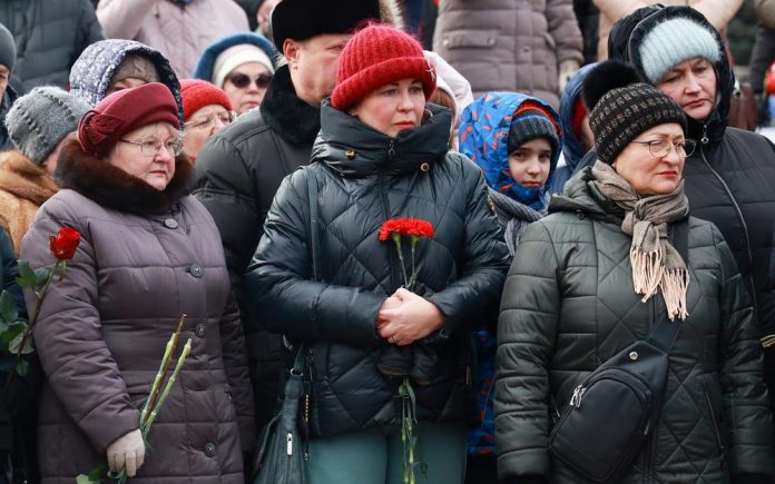 Deuil en Russie après le massacre du Crocus City Hall qui a fait au moins 137 morts