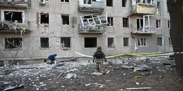Ukraine : trois morts dans des frappes russes, Kiev réclame des Patriot
