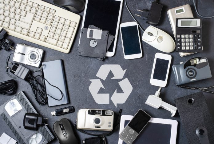 Prendre soin de son téléphone, une étape essentielle pour limiter son impact environnemental