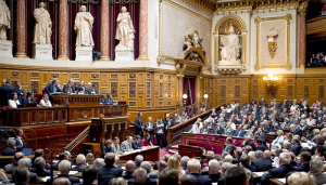 La régularisation des sans-papiers sera débattue en Espagne