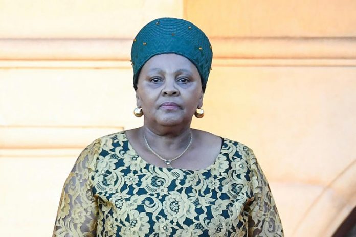Afrique du Sud : accusée de corruption, la présidente du Parlement démissionne