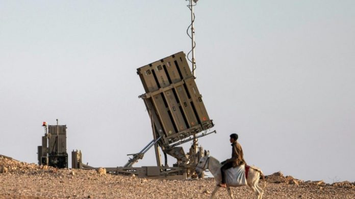 L’armée israélienne promet « une riposte » à l’attaque de l’Iran