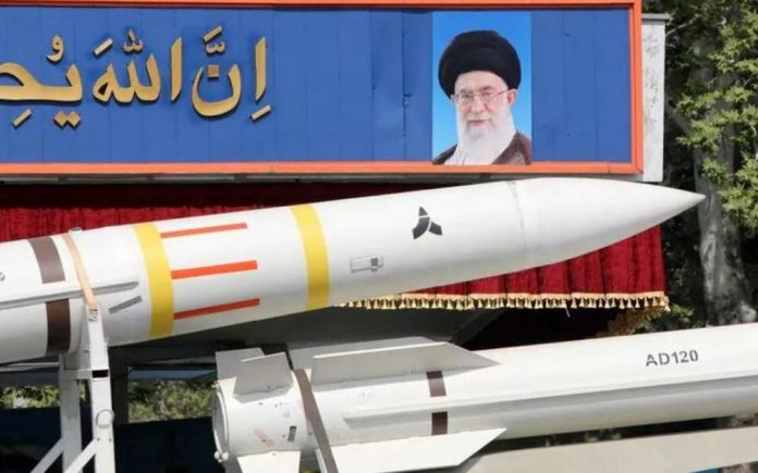 L’Iran minimise la riposte imputée à Israël, pas de répit à Gaza