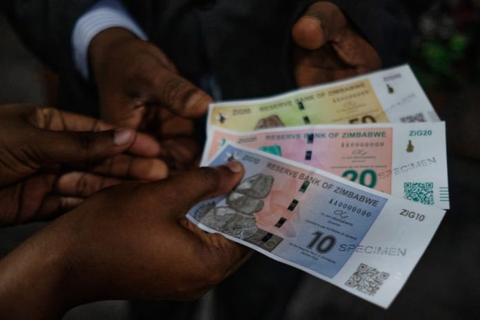 Les premiers billets en ZiG apparaissent au Zimbabwe, les problèmes demeurent