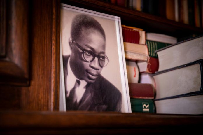 Le Sénégal se met d’accord pour acheter des livres ayant appartenu à Senghor