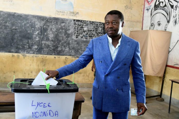Faure Gnassingbé, héritier d’une dynastie au pouvoir au Togo depuis plus d’un demi-siècle