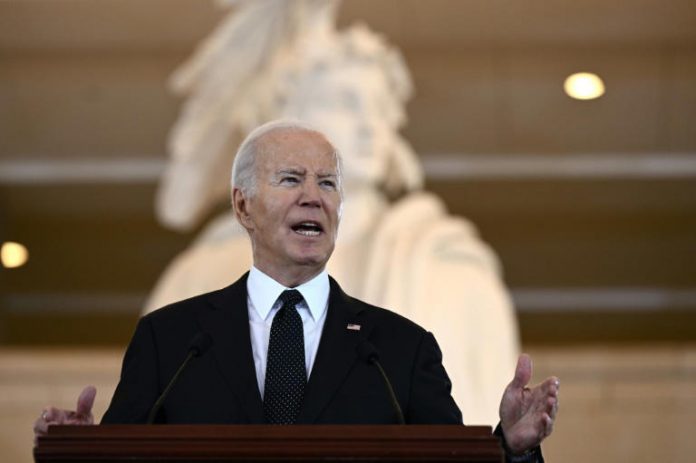 Biden promet de combattre la hausse « redoutable » de l’antisémitisme
