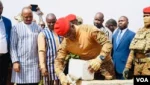 Cinq ans de plus pour le régime militaire au Burkina Faso