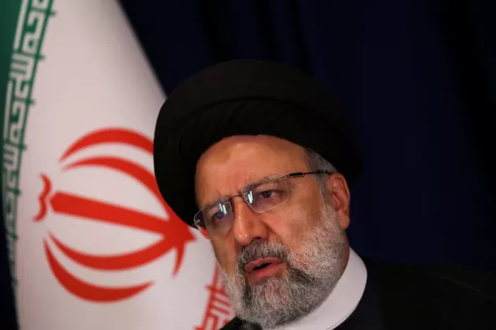 Iran: le président Raïssi introuvable après un « accident » de son hélicoptère