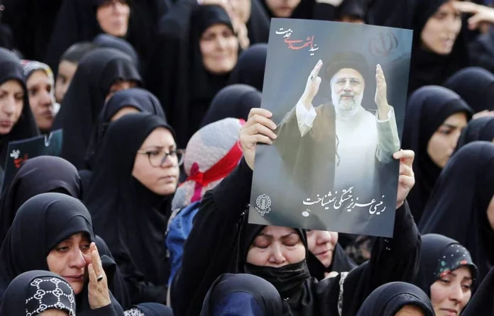 L’Iran en deuil après la mort du président Raïssi dans un crash d’hélicoptère