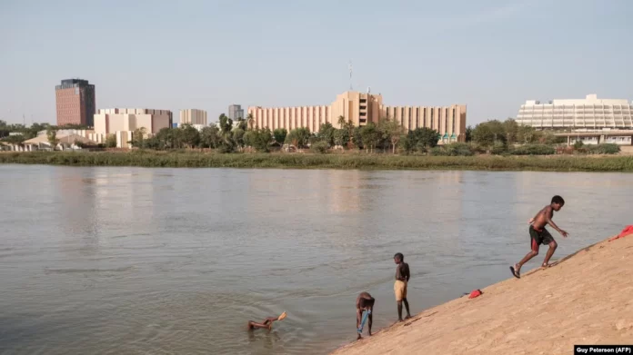 Niger: la Banque mondiale va reprendre ses décaissements suspendus après le coup d’Etat