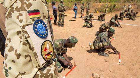 Mali: l’UE ne reconduit pas sa mission de formation militaire