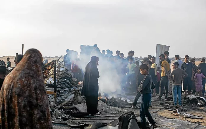 « Les gens ont brûlé »: un camp de Rafah raconte une nuit en enfer