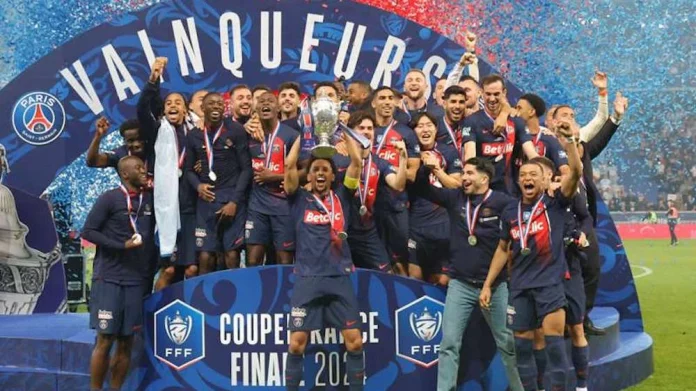 Foot: au PSG, des hauts et des bas pour la première saison de Luis Enrique