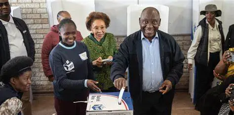 Afrique du Sud: l’ANC dit vouloir former un gouvernement d’union nationale