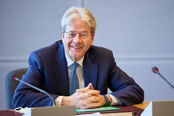 L’UE épingle les déficits budgétaires de la France en pleine campagne électorale