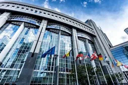 Dernier jour du marathon électoral pour redessiner le paysage politique de l’UE