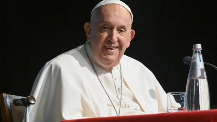 Le pape François, consultant inattendu du G7 sur l’IA