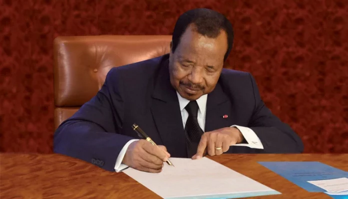 Face à l’augmentation du prix de la CNI les camerounais réagissent.