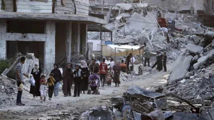 Gaza: le Hamas accuse Israël d’un raid meurtrier sur une école, violences à la frontière libanaise