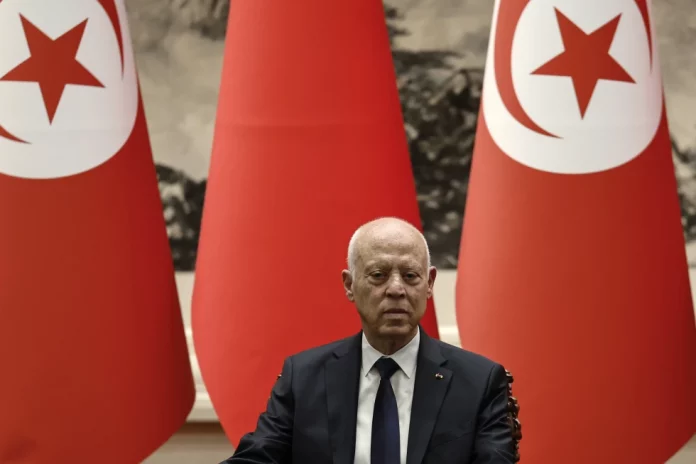 Tunisie: le président Kais Saied brigue un nouveau mandat
