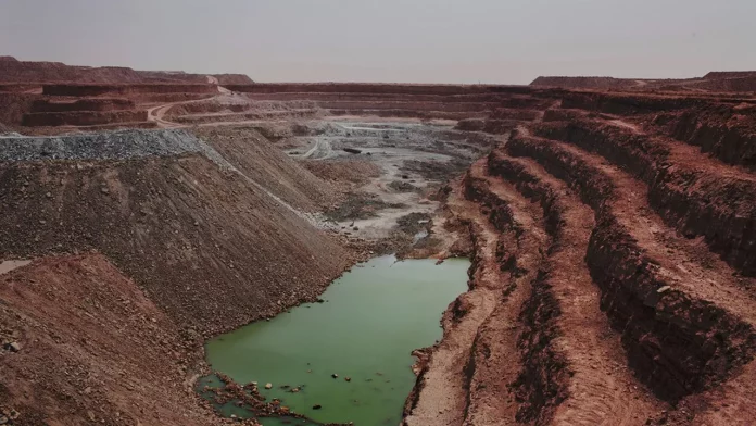 Le Niger retire le permis d’exploitation d’un important gisement d’uranium au canadien GoviEx