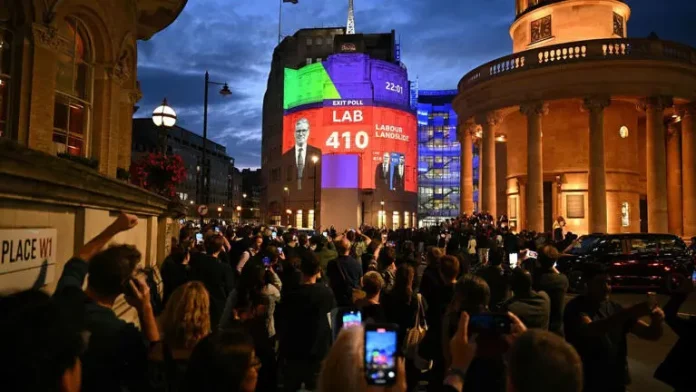 Victoire écrasante des travaillistes aux législatives britanniques