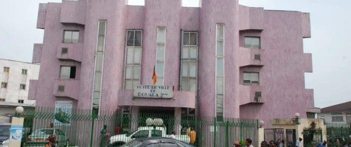 Douala 2ème : controverse autour d’un scandale de 8 milliards FCFA