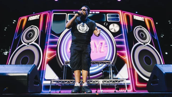 Le rappeur américain Fatman Scoop meurt après s’être écroulé sur scène