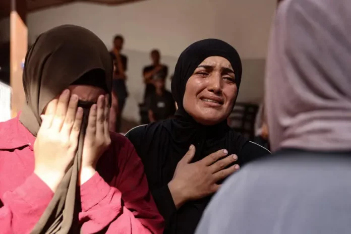 Au moins 18 morts dans des frappes israéliennes sur des écoles de Gaza, selon le Hamas