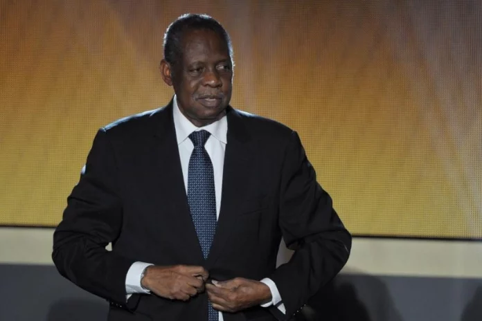Issa Hayatou : trois décennies au service du football