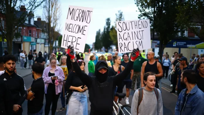 Des milliers de personnes rassemblées au Royaume-Uni pour dire non au racisme et à l’islamophobie