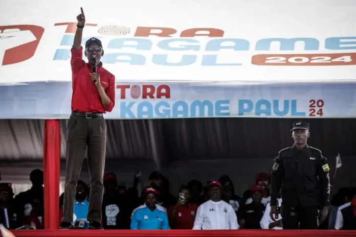 Rwanda: Kagame investi dans la journée pour un 4e mandat