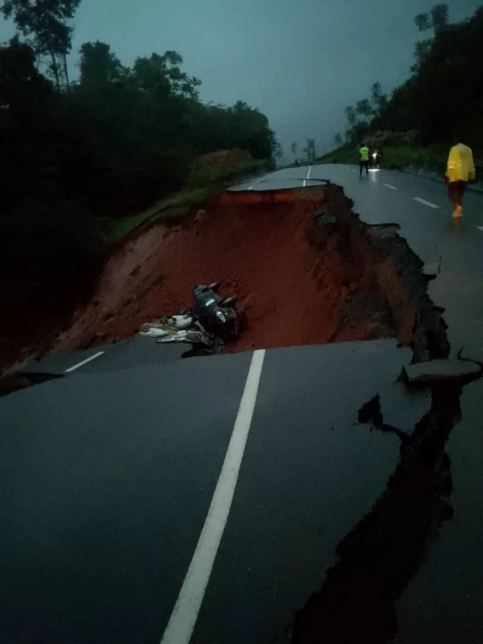 Route Bonépoupa-Yabassi : une partie de la chaussée s’effondre