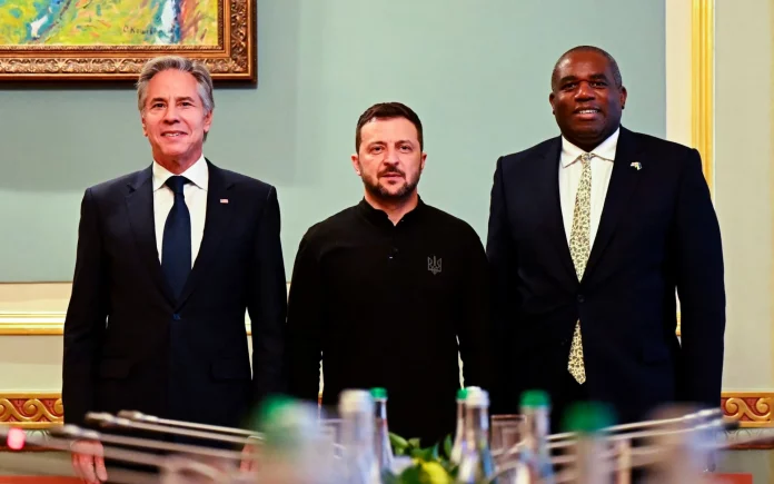 Washington et Londres promettent de répondre « d’urgence » aux demandes militaires de l’Ukraine