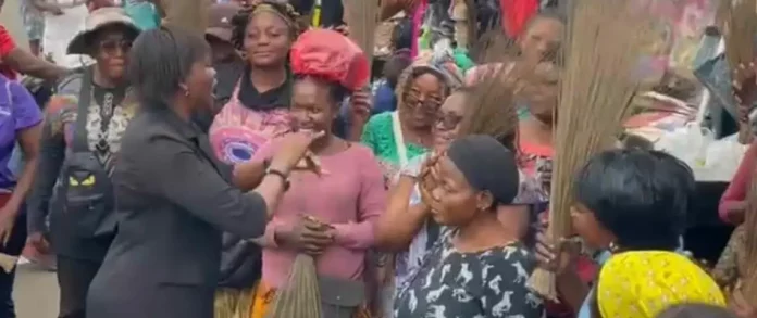 Marchés propres dans ville de Douala : la stratégie du Maire en action