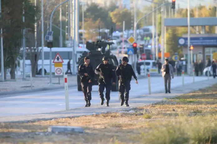 La Turquie désigne le PKK après un attentat qui a fait 5 morts et 22 blessés près d’Ankara