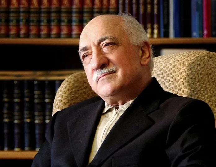 Mort aux Etats-Unis du prédicateur turc Fethullah Gülen, ennemi juré d’Erdogan