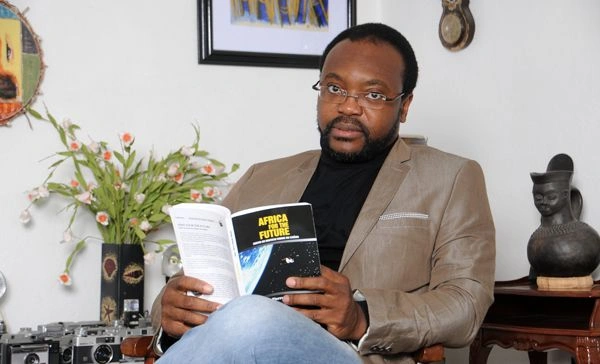 Présidentielle 2025 : ce que pense Jean’-Pierre ‘Bekolo de la candidature de Paul Biya