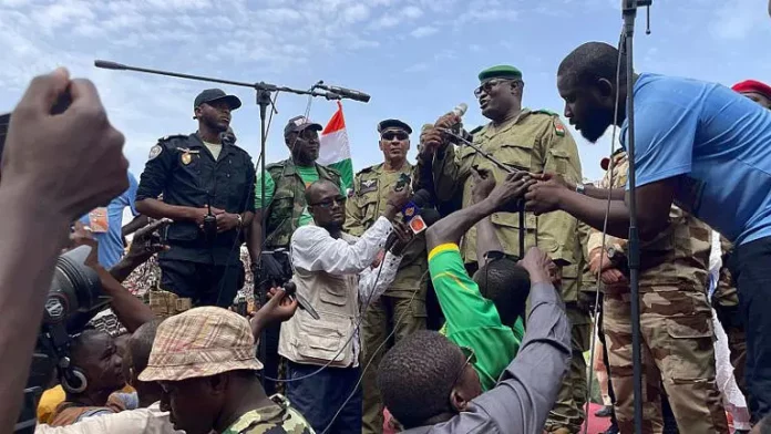 Le Niger arrête un Français sur fond de tensions bilatérales