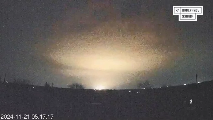 Ce que l’on sait du missile hypersonique russe Orechnik tiré contre l’Ukraine