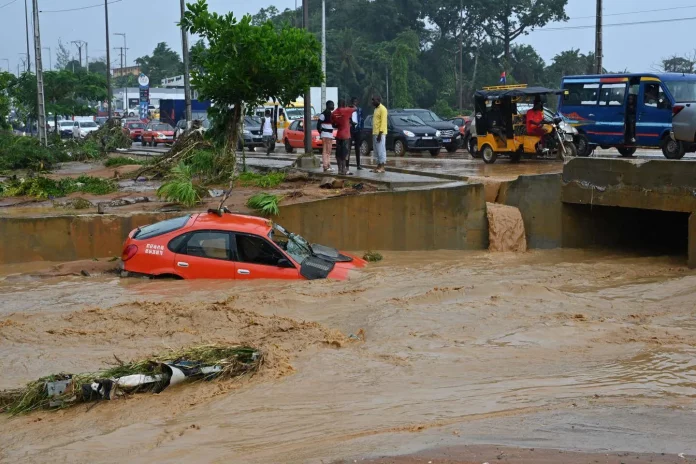 Tragédie à Yaoundé : Un élève de 6ème au lycée de la Cité Verte emporté par les eaux des pluies