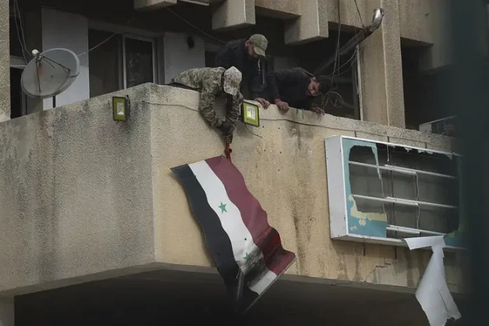 Les rebelles revendiquent la prise de la ville syrienne de Homs, au nord de Damas