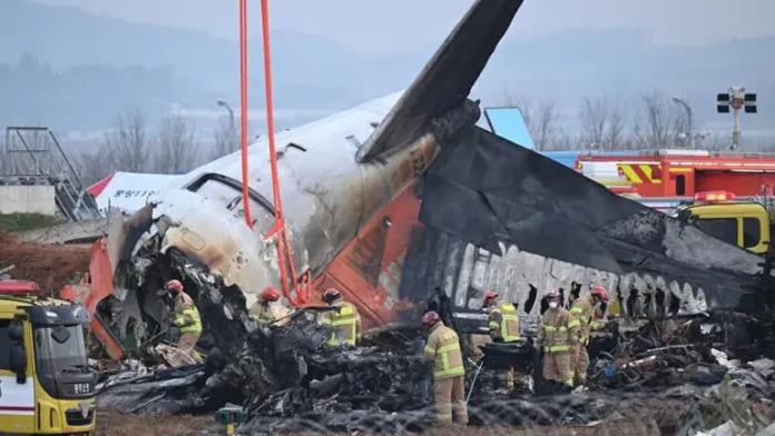 Oiseaux, train d’atterrissage, mur en bout de piste: des clés pour expliquer le crash meurtrier en Corée du Sud