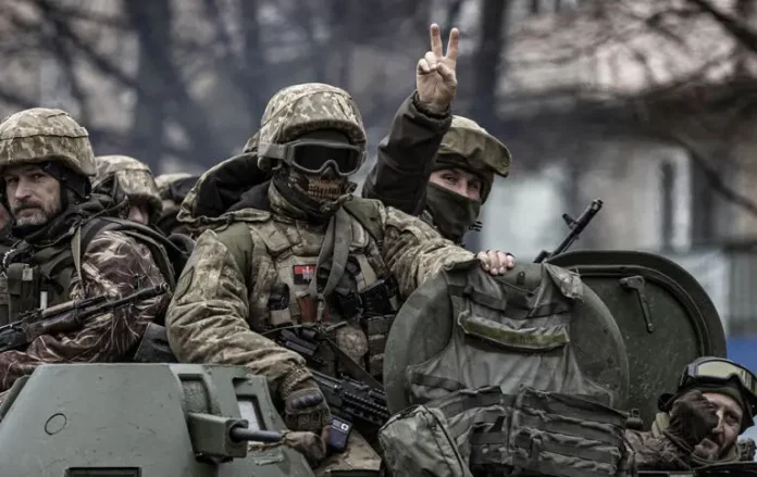 Le Kremlin salue la position de Trump sur l’Ukraine, visée par une attaque « massive » russe