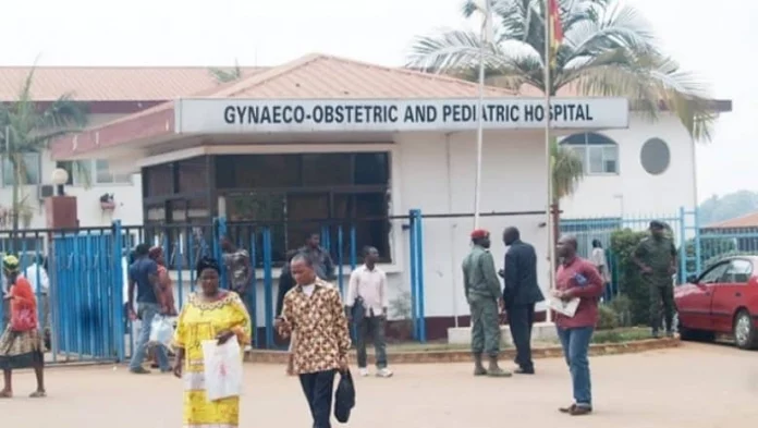 Hôpital Gynéco de Yaoundé: 12 femmes et leurs bébés retenus prisonniers