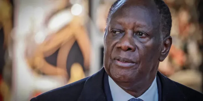 Côte d’Ivoire: le président Ouattara se dit « désireux de continuer à servir » son pays